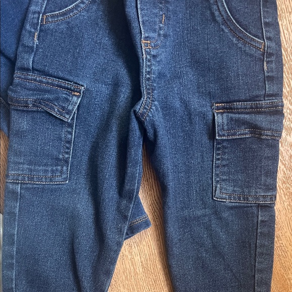 Garanimals Girls Denim Jogger Pants - Dark Blue, Blue, Light Blue | Size 2T - Picture 5 of 8